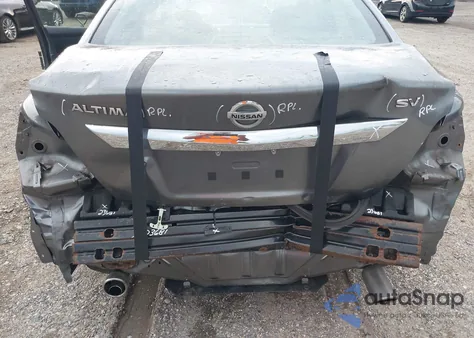 2015 Nissan Altima 2.5 Sv z USA, uszkodzony, nr VIN 1N4AL3AP0FC240218